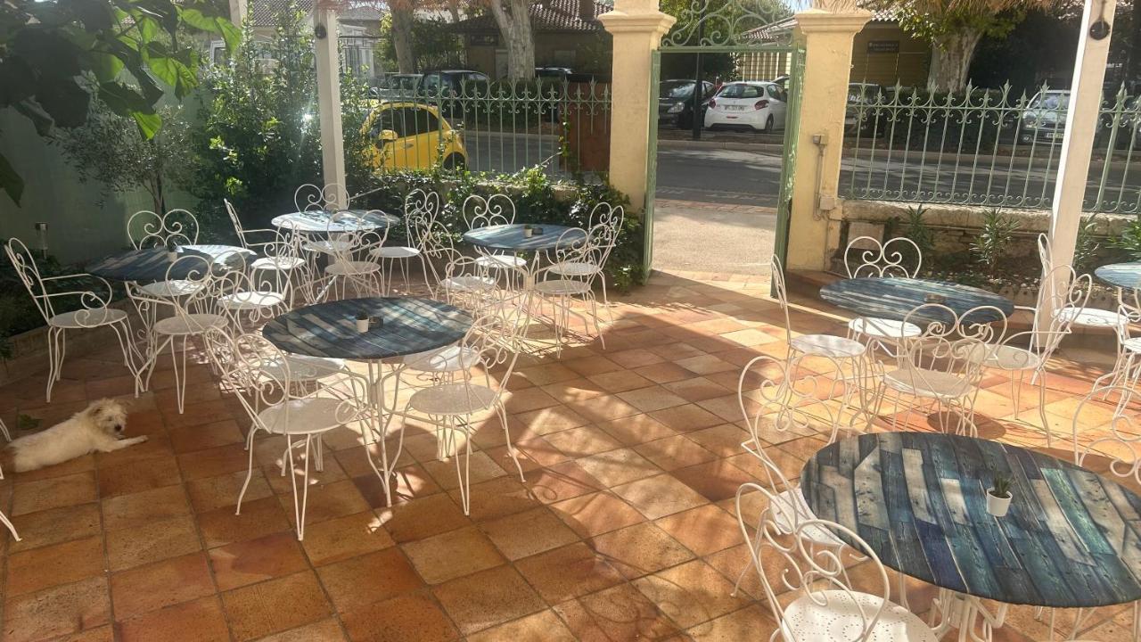 Le Patio De Fabio Hotel Bollene Exterior photo