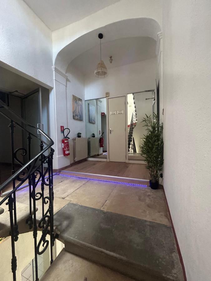 Le Patio De Fabio Hotel Bollene Exterior photo